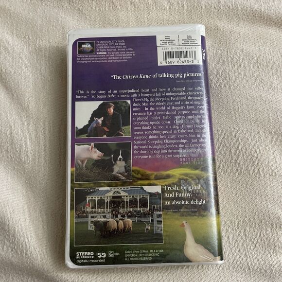 Babe (VHS, 1996).  The Pig Movie. Clam Shell Case Sealed. Vintage - Picture 3 of 3